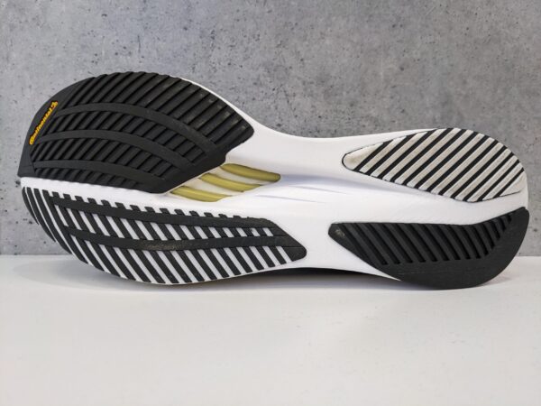 Men's Adizero Boston 10 black/white sole