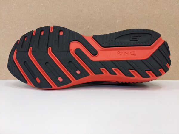 Brooks Launch GTS 9 - sole