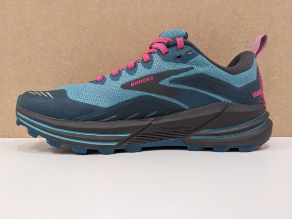 Women's Brooks Cascadia 16 - inside